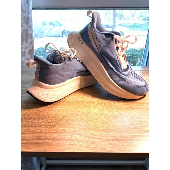 Veloci Ascent running sneakers Blue Size 10 Women - Picture 3 of 11